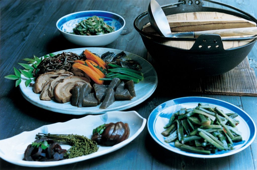 長く働ける理由が、ここにあった——現場で続ける関さんが語る、いせんの仕事